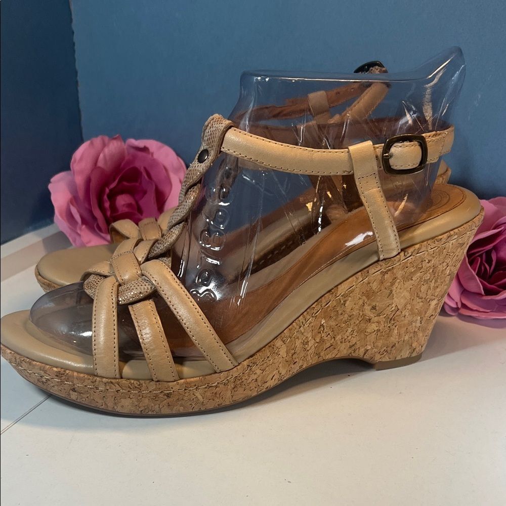 New w/o Tags! Nurture by Lamaze Tan Cork Wedge Sandals Women's 11